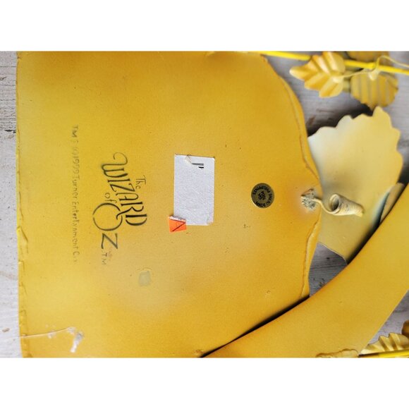 Vintage wizard of Oz sign cowardly lion hanging sign metal decor - Picture 7 of 8